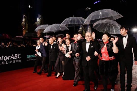 剛過去的一屆金馬奬頒獎禮上，《灣生回家》 的角逐影片大熱，當中的灣生主角們都來踏上紅地毯。