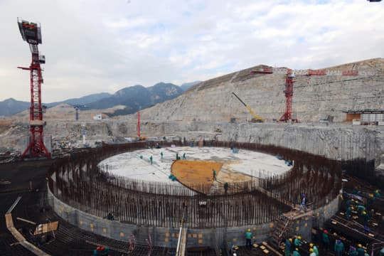 在建的台山核電站一號核島鋼村施工情況(網上圖片)