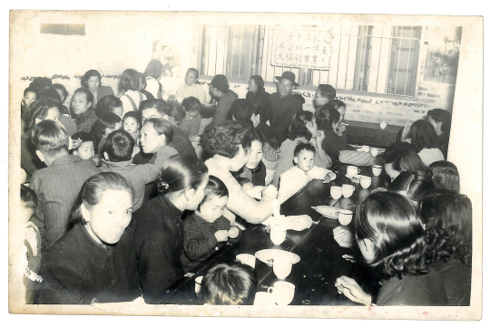 子弟學校舉行家長會(1950年代)