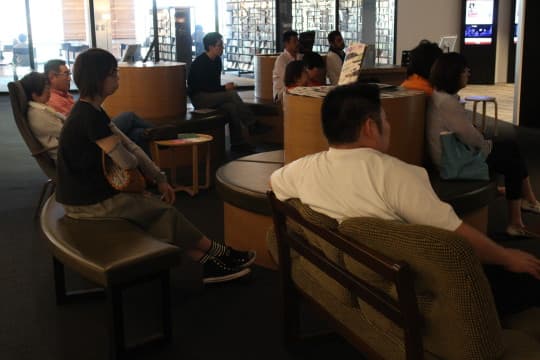函館蔦屋書店的觀眾