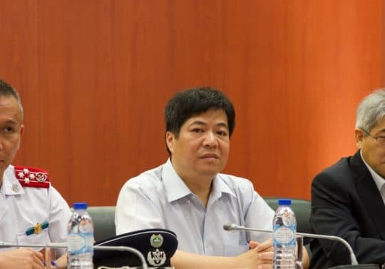 時任氣象局局長馮瑞權謹以私人理人請辭退休，而非為失職。